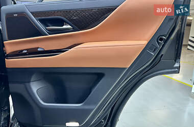 Позашляховик / Кросовер Lexus LX 2022 в 