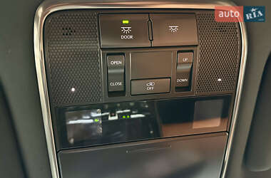 Позашляховик / Кросовер Lexus LX 2022 в 
