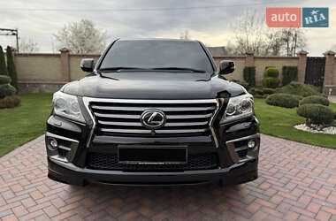Внедорожник / Кроссовер Lexus LX 2014 в 