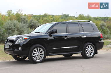 Внедорожник / Кроссовер Lexus LX 2010 в 