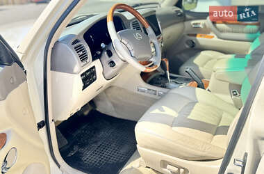 Внедорожник / Кроссовер Lexus LX 2007 в 