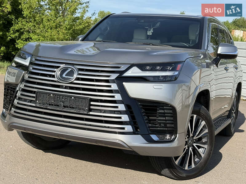 Внедорожник / Кроссовер Lexus LX 2022 в 