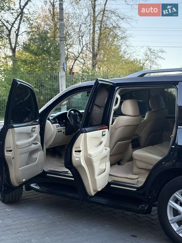 Позашляховик / Кросовер Lexus LX 2008 в Чернівцях