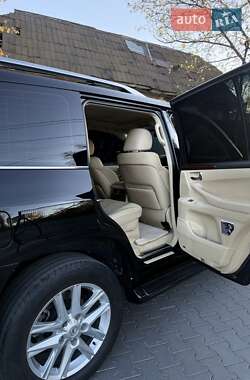 Позашляховик / Кросовер Lexus LX 2008 в 