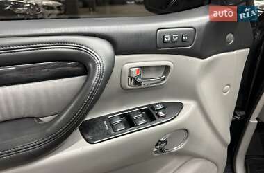 Внедорожник / Кроссовер Lexus LX 2007 в 