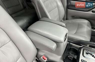 Внедорожник / Кроссовер Lexus LX 2007 в 