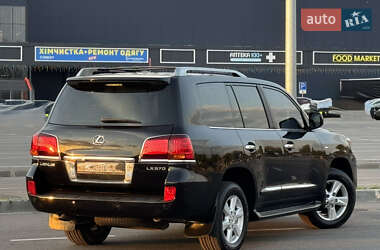 Внедорожник / Кроссовер Lexus LX 2009 в 