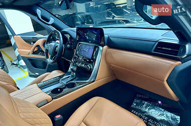 Позашляховик / Кросовер Lexus LX 2022 в 