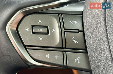 Позашляховик / Кросовер Lexus LX 2022 в 