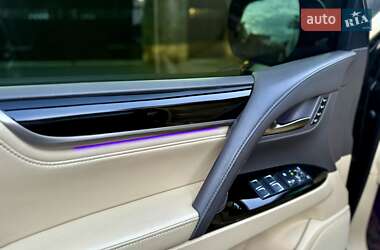 Позашляховик / Кросовер Lexus LX 2016 в 