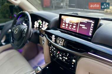 Позашляховик / Кросовер Lexus LX 2016 в 