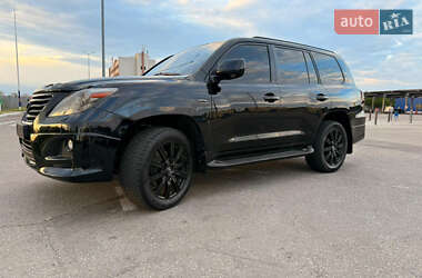 Внедорожник / Кроссовер Lexus LX 2008 в 