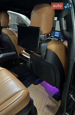 Внедорожник / Кроссовер Lexus LX 2022 в 