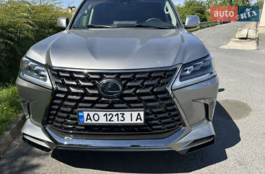 Внедорожник / Кроссовер Lexus LX 2016 в Рахове