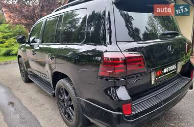 Внедорожник / Кроссовер Lexus LX 2010 в 