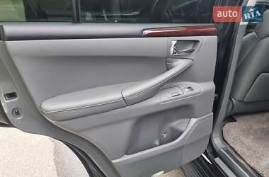 Внедорожник / Кроссовер Lexus LX 2010 в 