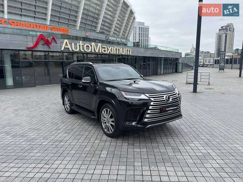 Позашляховик / Кросовер Lexus LX 2022 в 