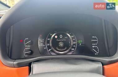 Позашляховик / Кросовер Lexus LX 2022 в 