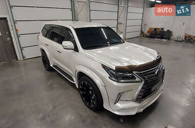 Внедорожник / Кроссовер Lexus LX 2019 в 