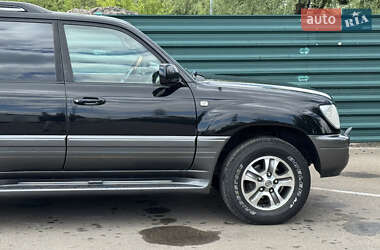 Позашляховик / Кросовер Lexus LX 2004 в 