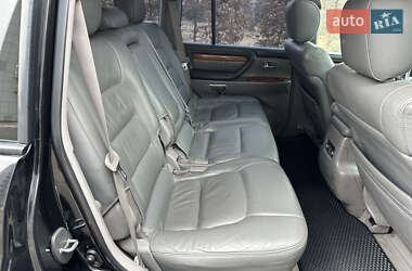 Позашляховик / Кросовер Lexus LX 2004 в 