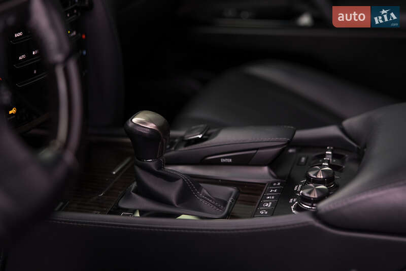 Позашляховик / Кросовер Lexus LX 2019 в Дніпрі фото 16 Позашляховик / Кросовер Lexus LX 2019 в Дніпрі
