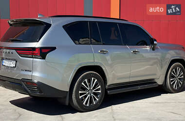 Внедорожник / Кроссовер Lexus LX 2022 в 