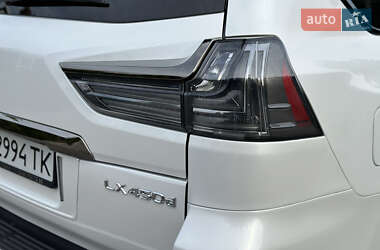 Позашляховик / Кросовер Lexus LX 2020 в 