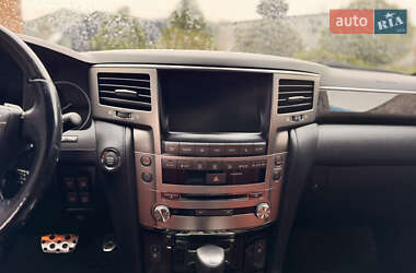 Внедорожник / Кроссовер Lexus LX 2015 в 