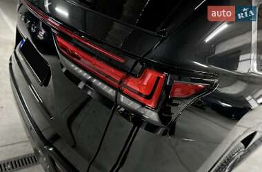 Внедорожник / Кроссовер Lexus LX 2023 в 