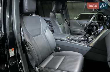 Внедорожник / Кроссовер Lexus LX 2023 в 