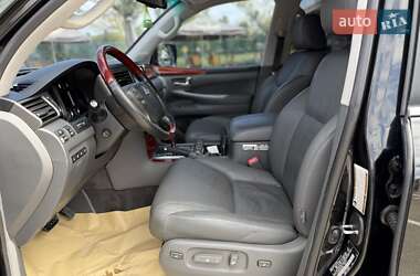 Позашляховик / Кросовер Lexus LX 2009 в 