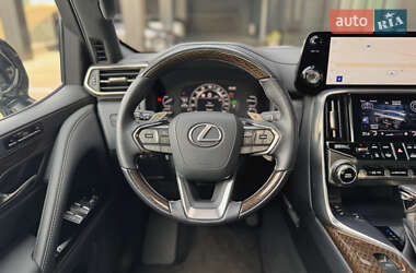 Внедорожник / Кроссовер Lexus LX 2021 в 