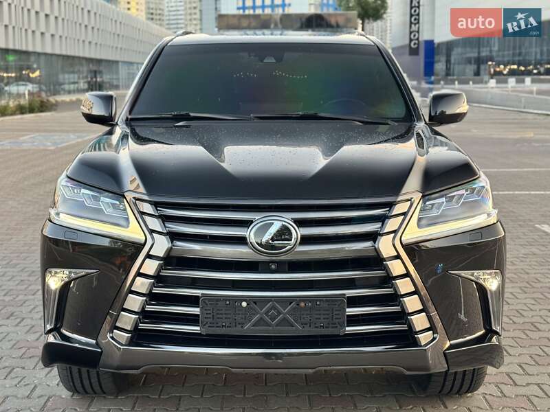 Внедорожник / Кроссовер Lexus LX 2017 в Одессе