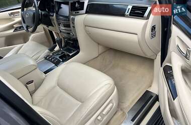 Внедорожник / Кроссовер Lexus LX 2012 в 