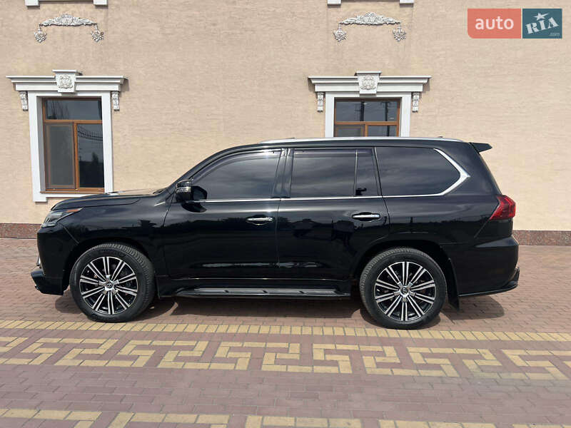 Внедорожник / Кроссовер Lexus LX 2019 в Киеве