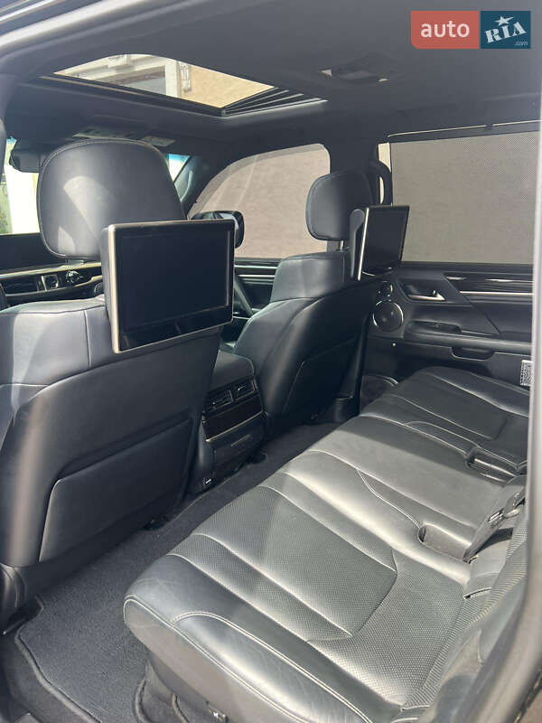 Позашляховик / Кросовер Lexus LX 2019 в Києві
