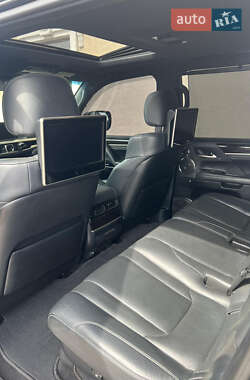 Внедорожник / Кроссовер Lexus LX 2019 в 