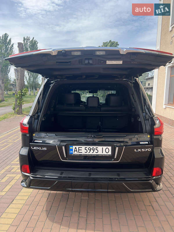 Внедорожник / Кроссовер Lexus LX 2019 в Киеве