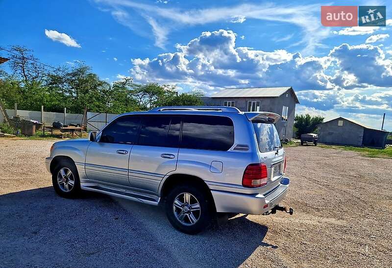 Позашляховик / Кросовер Lexus LX 2006 в Миколаєві