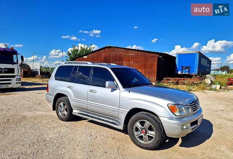 Позашляховик / Кросовер Lexus LX 2006 в Миколаєві