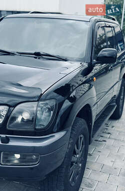 Позашляховик / Кросовер Lexus LX 2006 в 