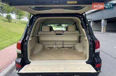 Внедорожник / Кроссовер Lexus LX 2012 в 
