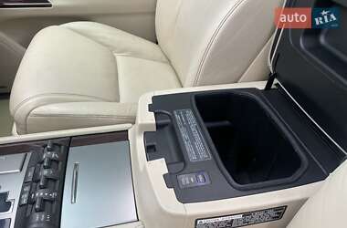 Внедорожник / Кроссовер Lexus LX 2012 в 