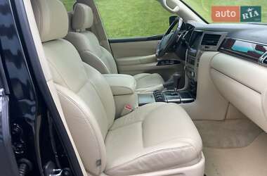Внедорожник / Кроссовер Lexus LX 2012 в 