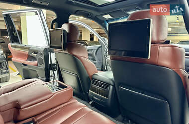 Внедорожник / Кроссовер Lexus LX 2019 в 