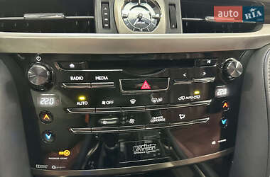 Внедорожник / Кроссовер Lexus LX 2019 в 