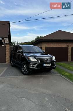 Внедорожник / Кроссовер Lexus LX 2013 в 