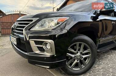 Внедорожник / Кроссовер Lexus LX 2013 в 