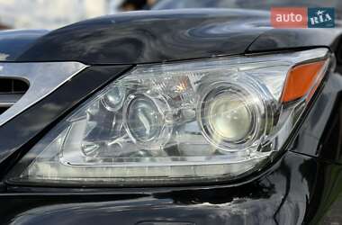 Внедорожник / Кроссовер Lexus LX 2013 в 